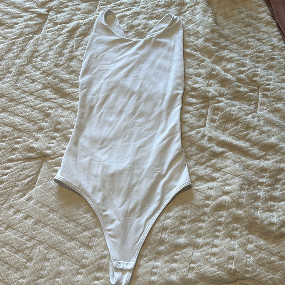 ARITZIA Babaton Contour Body Suit